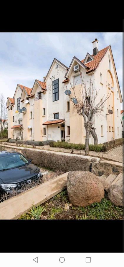 جميلة مع موقف سيارت مجانية في * Ifrane (Ifrane)